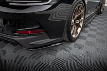 Carica l'immagine nel visualizzatore di Gallery, Splitter Laterali Posteriori Porsche 911 992 GT3