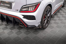 Load image into Gallery viewer, Splitter Laterali Posteriori V.1 con Flaps Hyundai Kona N Mk1 vista posteriore