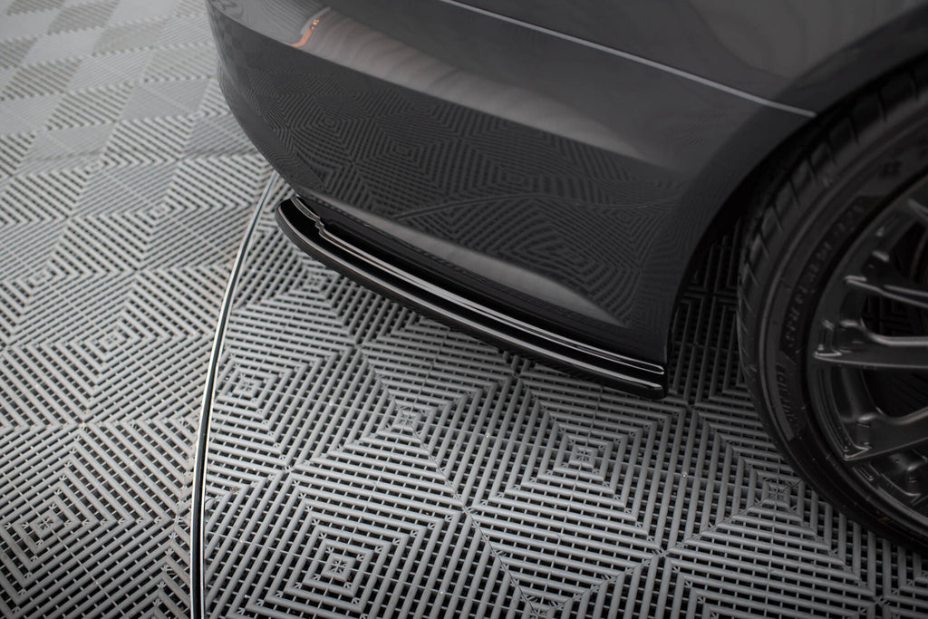 Splitter Laterali Posteriori V.1 compatibili con Audi A6 / S6 S-line C7 Facelift (2014-2017)