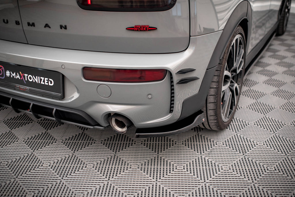 Splitter Laterali Posteriori V.2 Mini Clubman JCW F54 Facelift montati