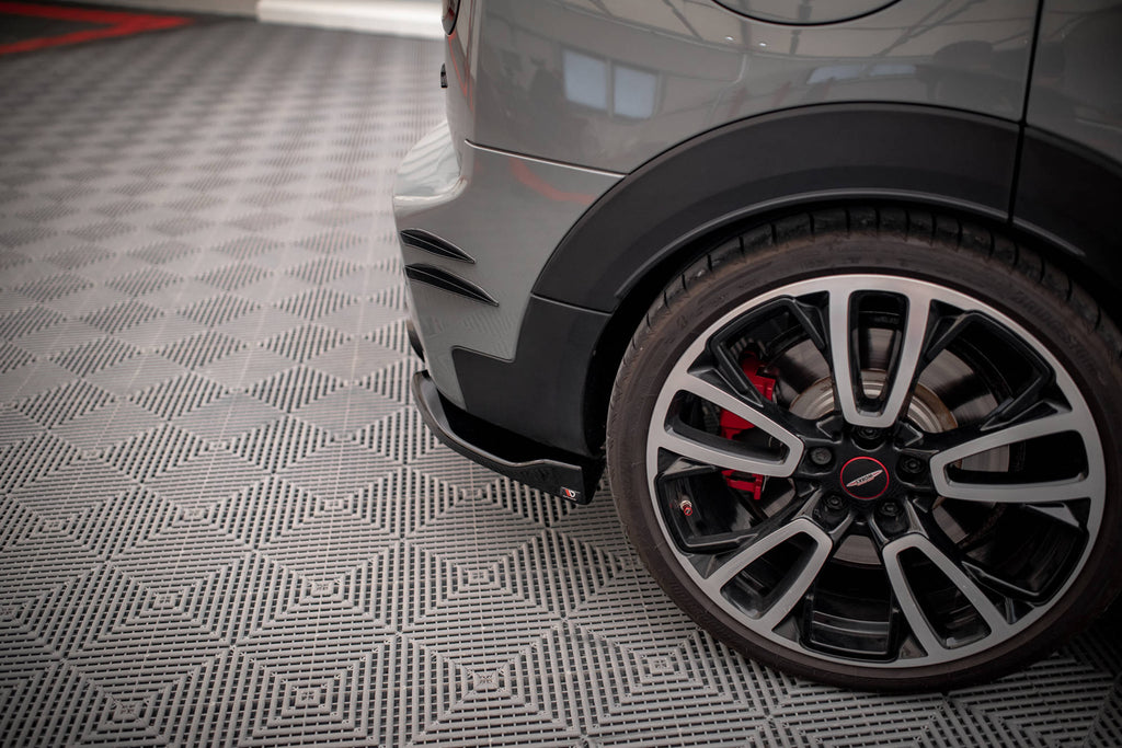 Splitter Laterali Posteriori V.2 Mini Clubman JCW F54 Facelift dettaglio