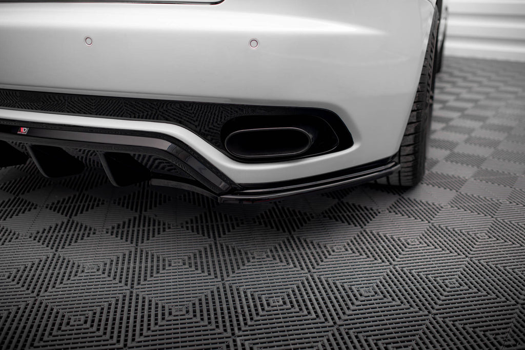 Splitter Laterali Posteriori V.2 compatibili con Maserati Granturismo Mk1 (2007-2018)