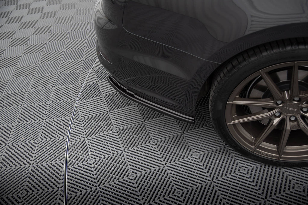 Splitter Laterali Posteriori compatibili con Audi A5 S-line Sportback F5 (2017-2019)