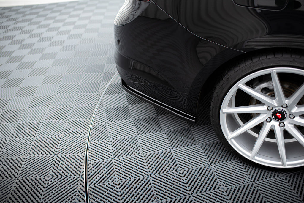 Splitter Laterali Posteriori compatibili con Renault Talisman Mk1 (2015-2022)
