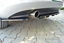 Carica l'immagine nel visualizzatore di Gallery, Splitter Posteriore Centrale Alfa Romeo 159 (con barre verticali)
