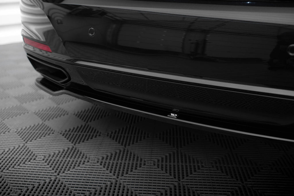 Splitter Posteriore Centrale BMW Serie 7 G11 / G12 Facelift