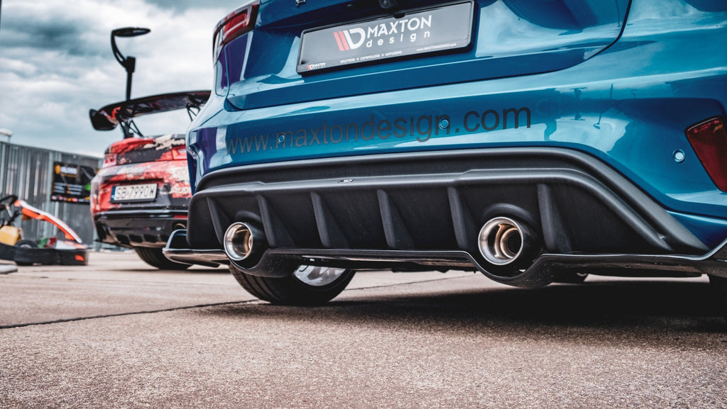 Splitter Posteriore Centrale Ford Focus Hatchback ST-Line Mk4 vetroresina Maxton Design