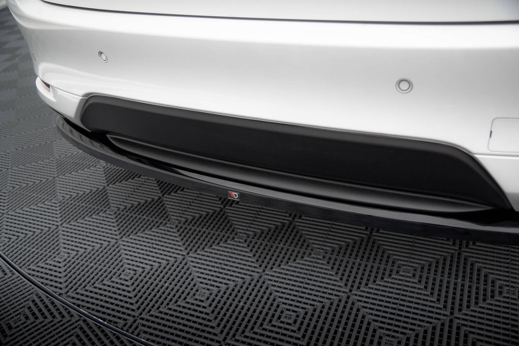 Splitter Posteriore Centrale Mazda CX-60 Mk1