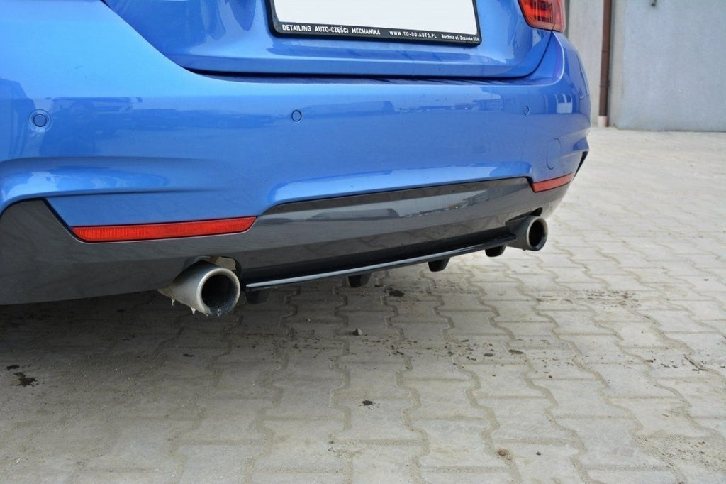 Diffusore Posteriore BMW Serie 4 F32 F36 F33 M-Pack (con barre verticali)