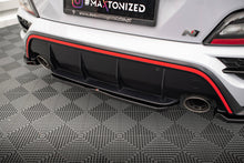 Carica l'immagine nel visualizzatore di Gallery, Splitter Posteriore Centrale Hyundai Kona N Mk1 vista posteriore
