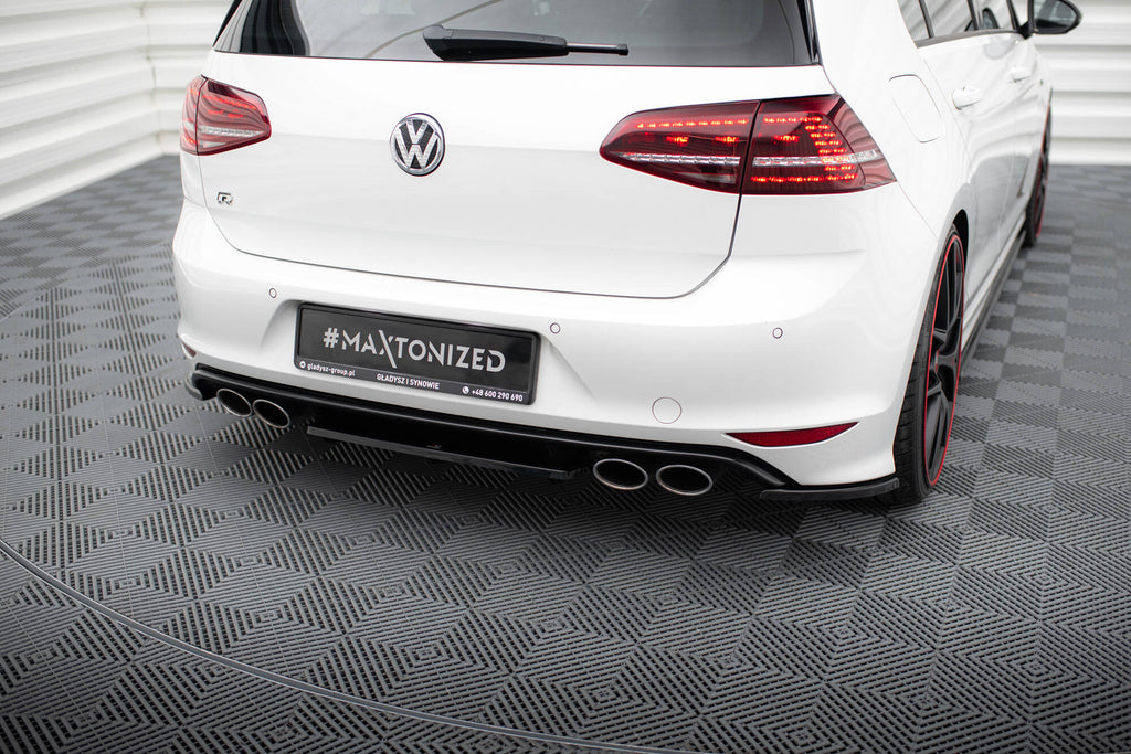 Splitter Posteriore Centrale con Barre Verticali Volkswagen Golf R Mk7 (2013-2016)