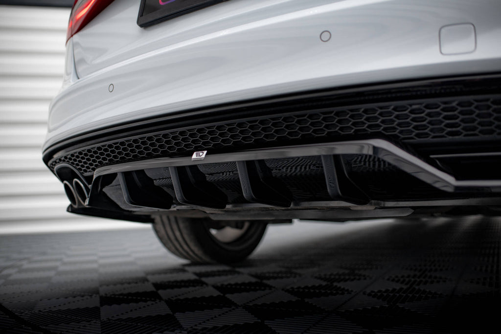 Splitter Posteriore Centrale con Barre Verticali Audi A4 Competition B8 Facelift Maxton Design