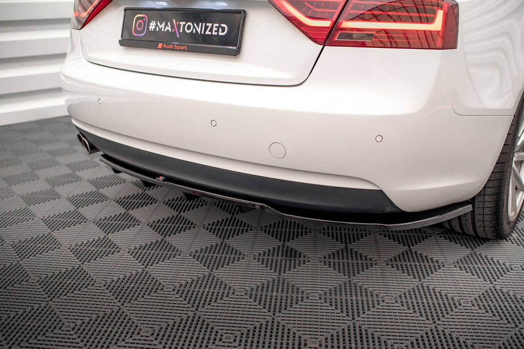 Splitter Posteriore Centrale (con barre verticali) Audi A5 Coupé 8T Facelift