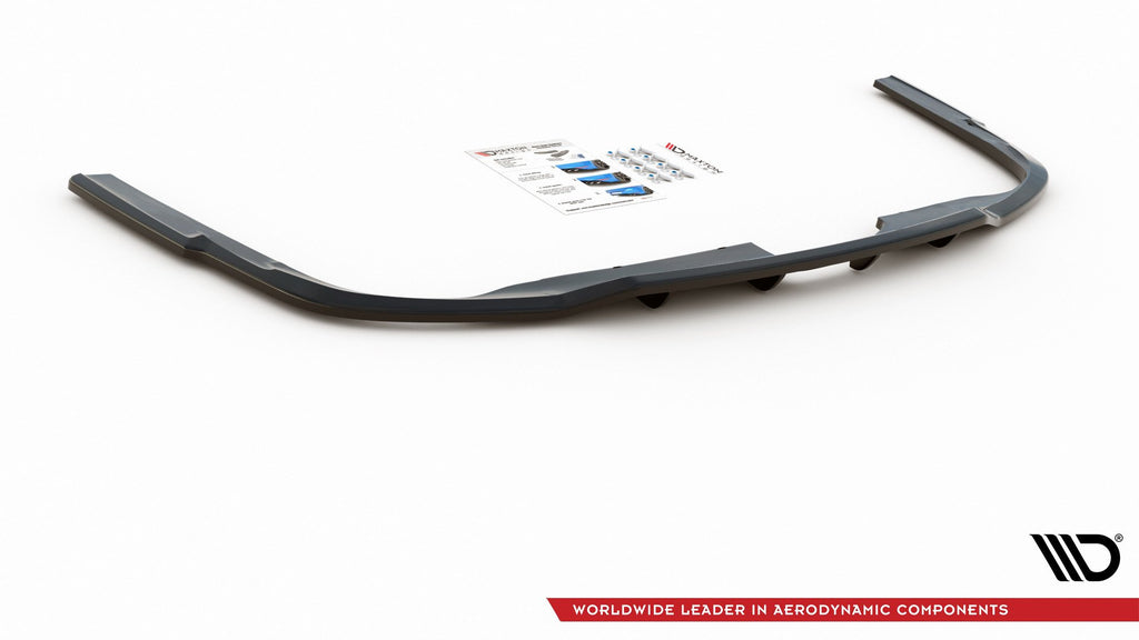 Dettaglio splitter posteriore con barre verticali Audi A6 S-Line C8
