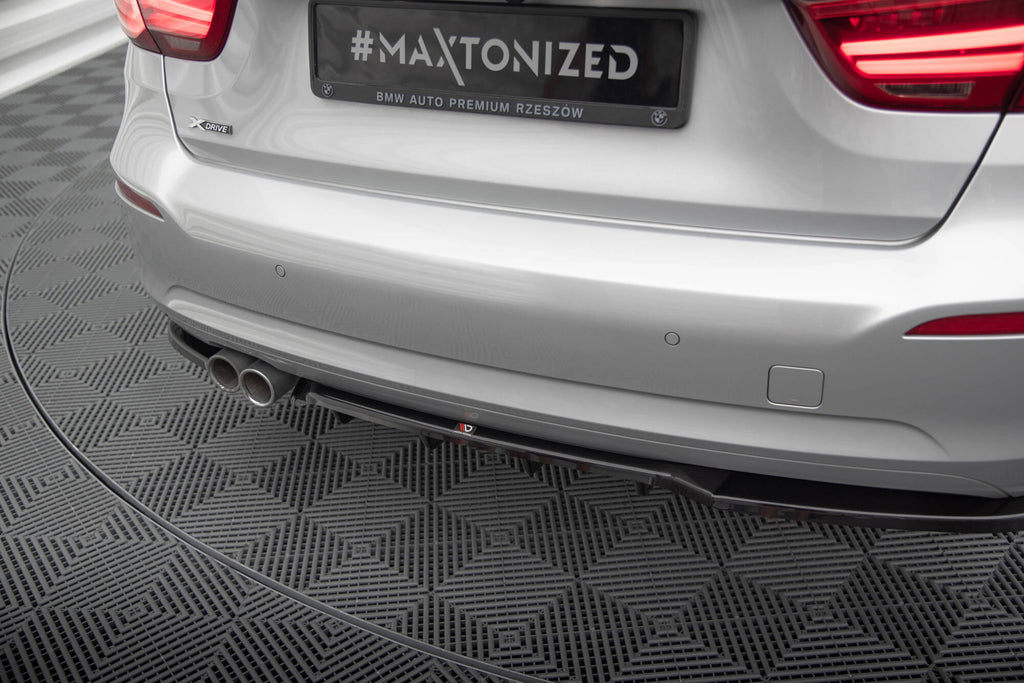 Splitter Posteriore Centrale con Barre Verticali BMW Serie 3 GT F34 Facelift