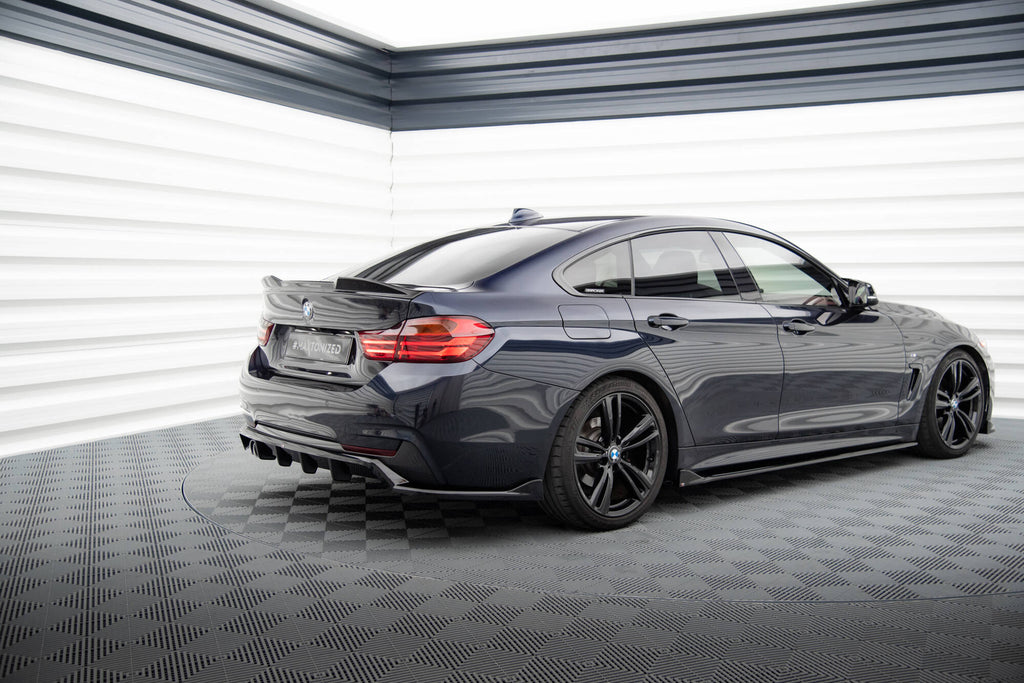 Splitter Posteriore Centrale con Barre Verticali BMW Serie 4 Coupé / Gran Coupé / Cabriolet M-Pack F32 / F36 / F33