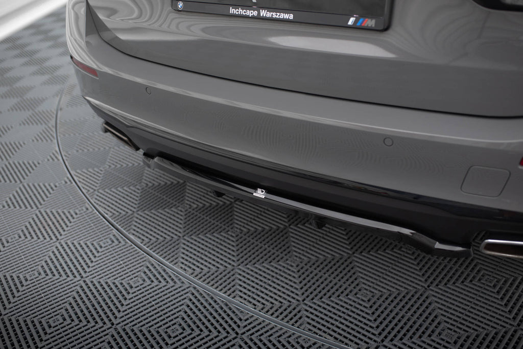 Splitter Posteriore Centrale con Barre Verticali Maxton Design BMW Serie 5 G30 G31 Facelift