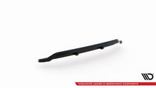 Carica l'immagine nel visualizzatore di Gallery, Splitter Posteriore Centrale con Barre Verticali Maxton Design BMW Serie 5 G30 G31 Facelift