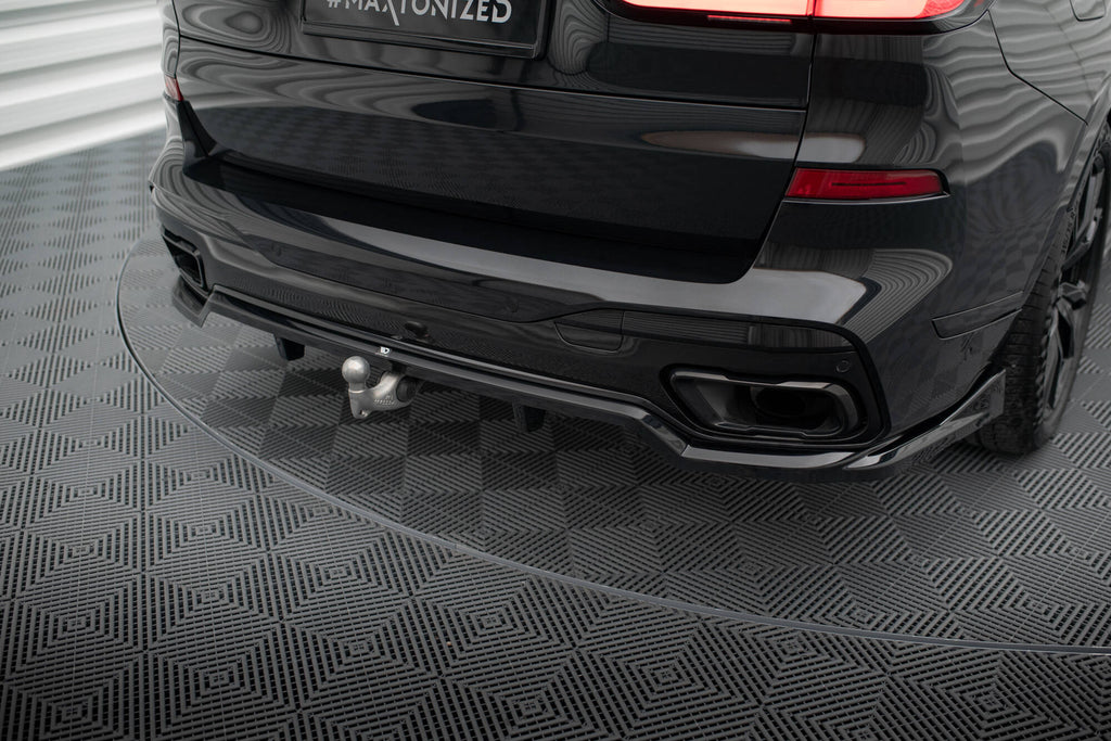 Splitter posteriore ABS BMW X7 G07 Facelift