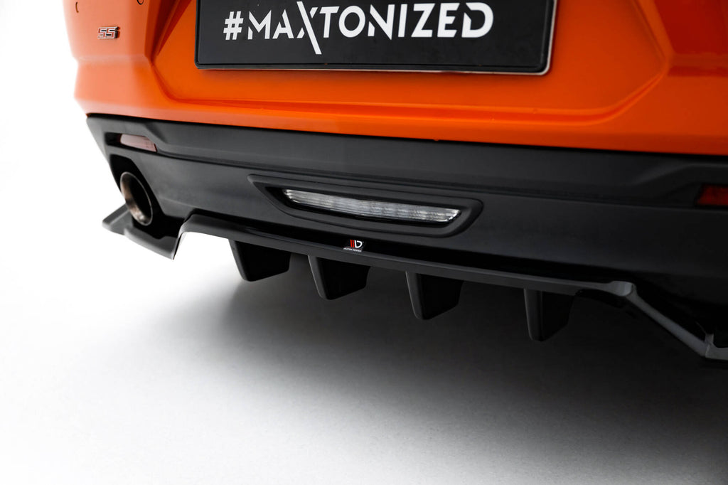 https://maxtondesign.com/hpeciai/9026285a7b1ef57121b410166889927c/eng_pl_Rear-Splitter-with-vertical-bars-Chevrolet-Camaro-SS-Mk6-Facelift-22044_6.jpg