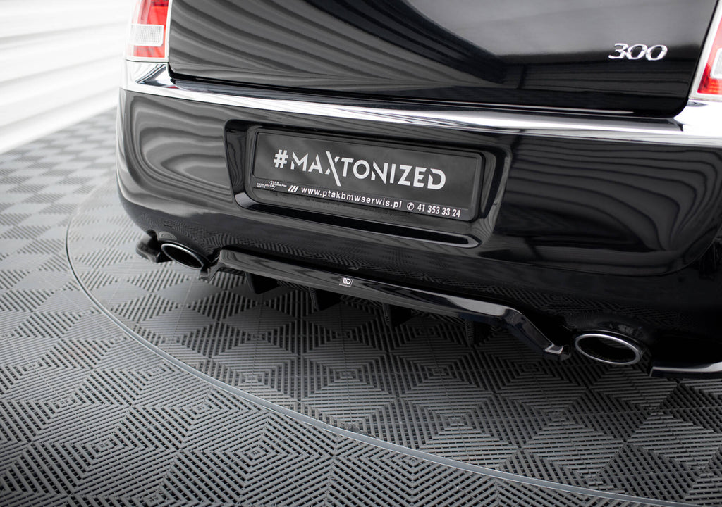 Splitter Posteriore Centrale con Barre Verticali Chrysler 300 Mk2