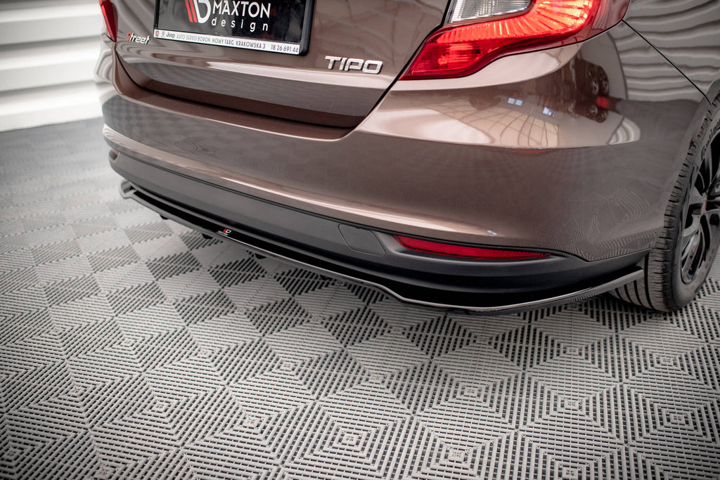 Splitter Posteriore Centrale con Barre Verticali Fiat Tipo S Berlina Mk1 Maxton Design