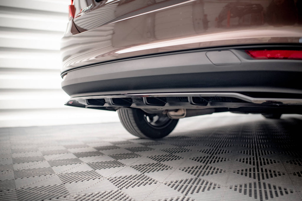 Splitter Posteriore Centrale con Barre Verticali Fiat Tipo S Berlina Mk1 Maxton Design