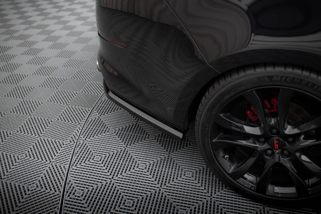 Splitter posteriore centrale con barre verticali Kia Optima Mk3