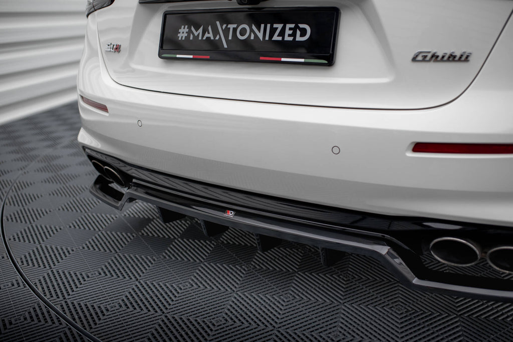 Splitter Posteriore Centrale con Barre Verticali Maserati Ghibli Mk3 Facelift