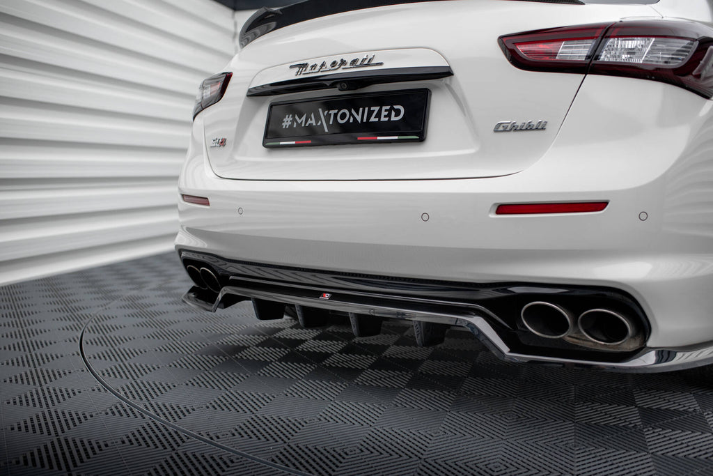 Splitter Posteriore Centrale con Barre Verticali Maserati Ghibli Mk3 Facelift