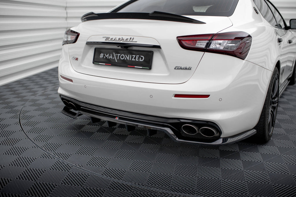 Splitter Posteriore Centrale con Barre Verticali Maserati Ghibli Mk3 Facelift