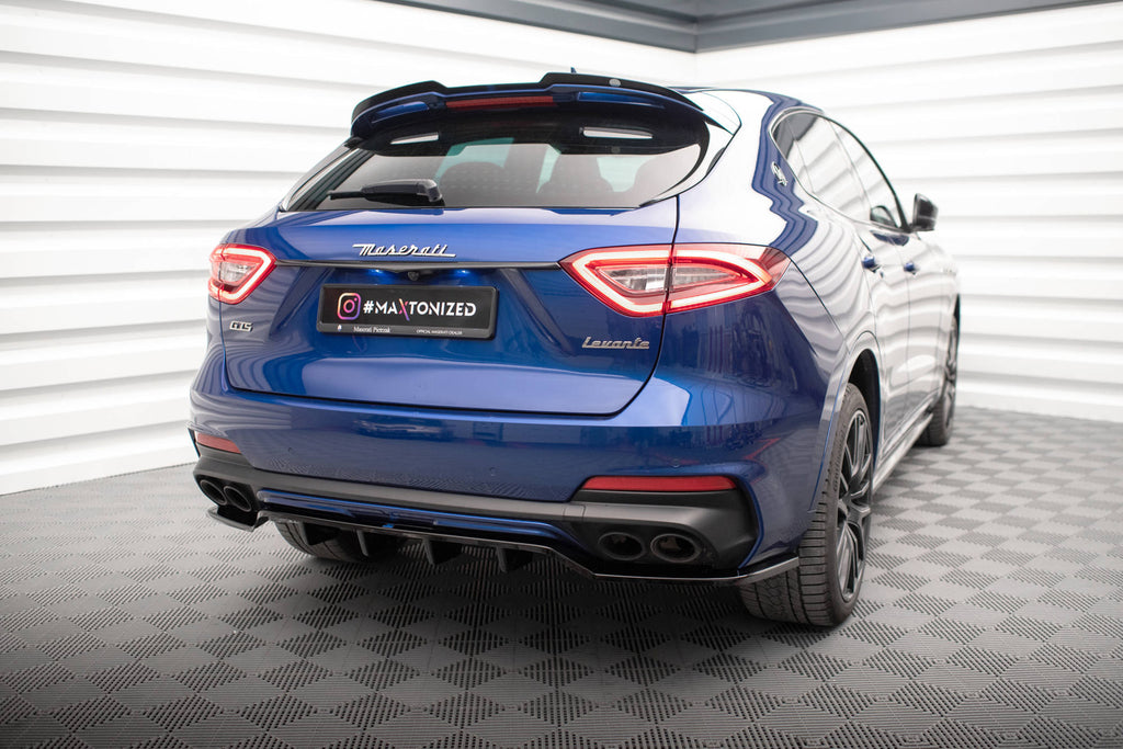Splitter Posteriore Centrale Maserati Levante GTS Mk1 dettaglio