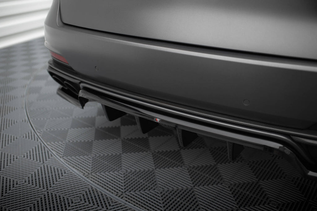 Splitter posteriore centrale con barre verticali Maxton Design Maserati Levante Trofeo Mk1