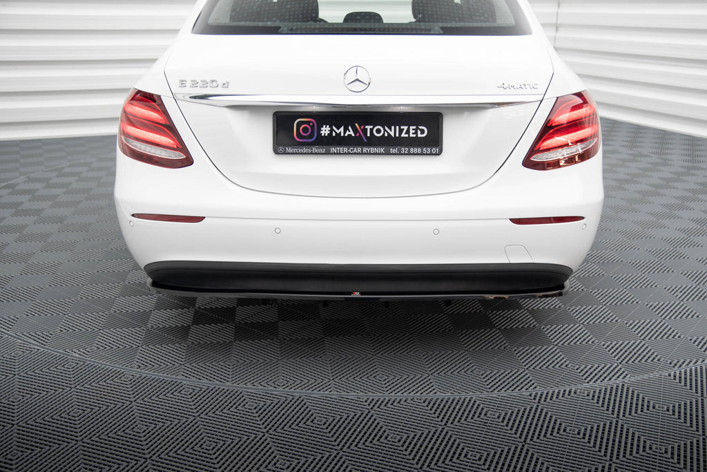 Splitter Posteriore Centrale con Barre Verticali Mercedes-Benz Classe E Berlina / Station Wagon W213