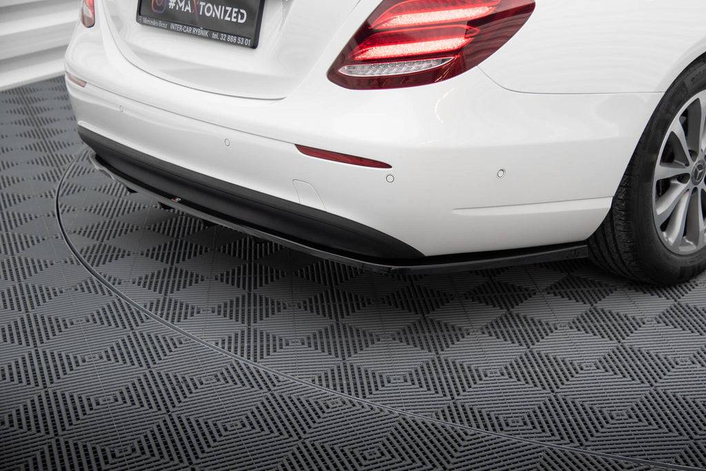 Splitter Posteriore Centrale con Barre Verticali Mercedes-Benz Classe E Berlina / Station Wagon W213