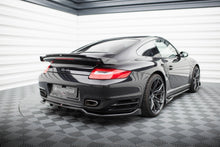 Carica l'immagine nel visualizzatore di Gallery, Splitter Posteriore Centrale con Barre Verticali Porsche 911 Turbo 997 Maxton Design