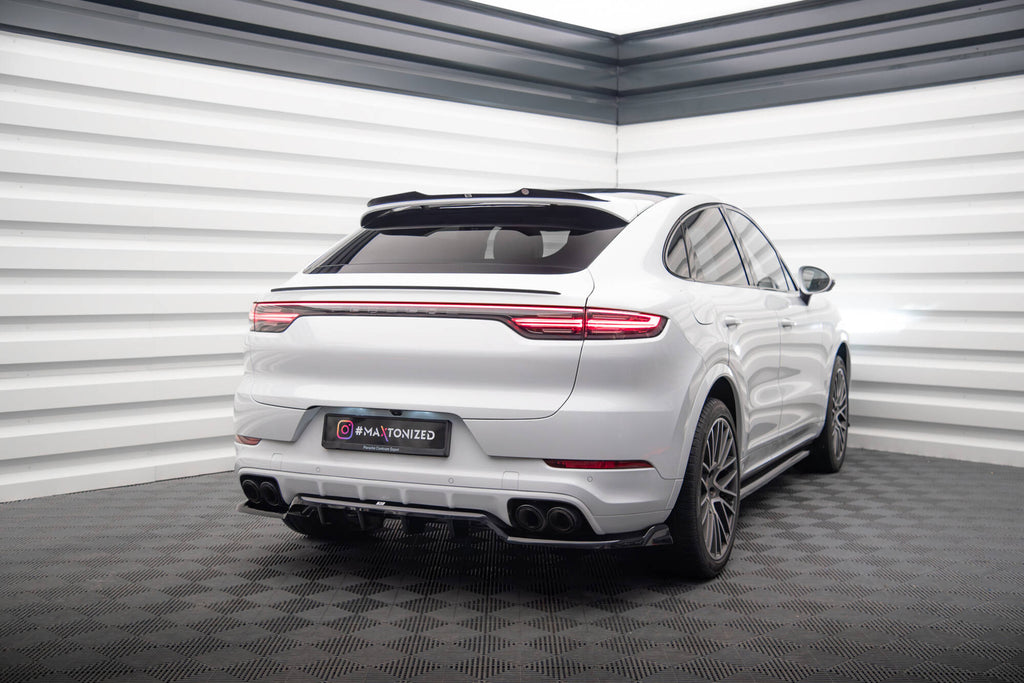 Splitter Posteriore Centrale con Barre Verticali Porsche Cayenne Coupé / SUV Mk3 Maxton Design
