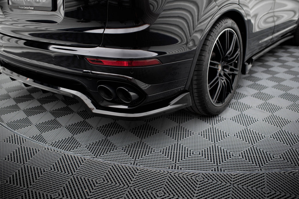 Splitter Posteriore Centrale con Barre Verticali Porsche Cayenne Mk2 Facelift
