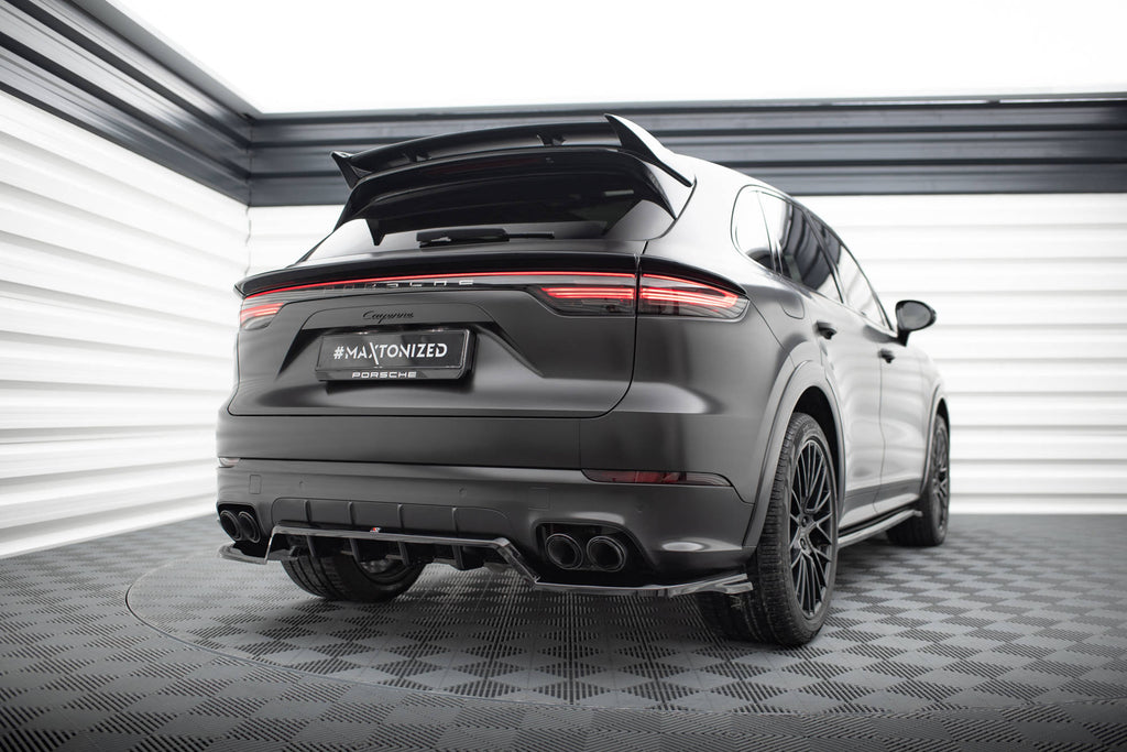 Splitter Posteriore Centrale con Barre Verticali Porsche Cayenne Sport Design SUV / Coupé Mk3