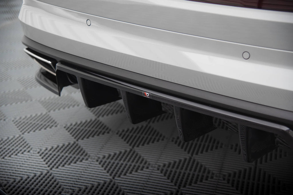 Splitter Posteriore Centrale con Barre Verticali Skoda Kodiaq RS Mk1 Maxton Design