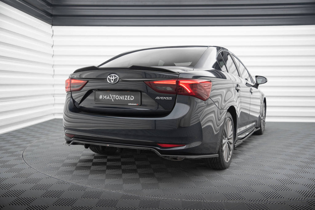 Splitter Posteriore Centrale con Barre Verticali Toyota Avensis Berlina Mk3 Facelift Maxton Design