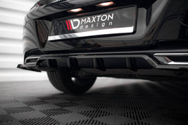 Splitter Posteriore Centrale con Barre Verticali Toyota Corolla Hatchback Mk12