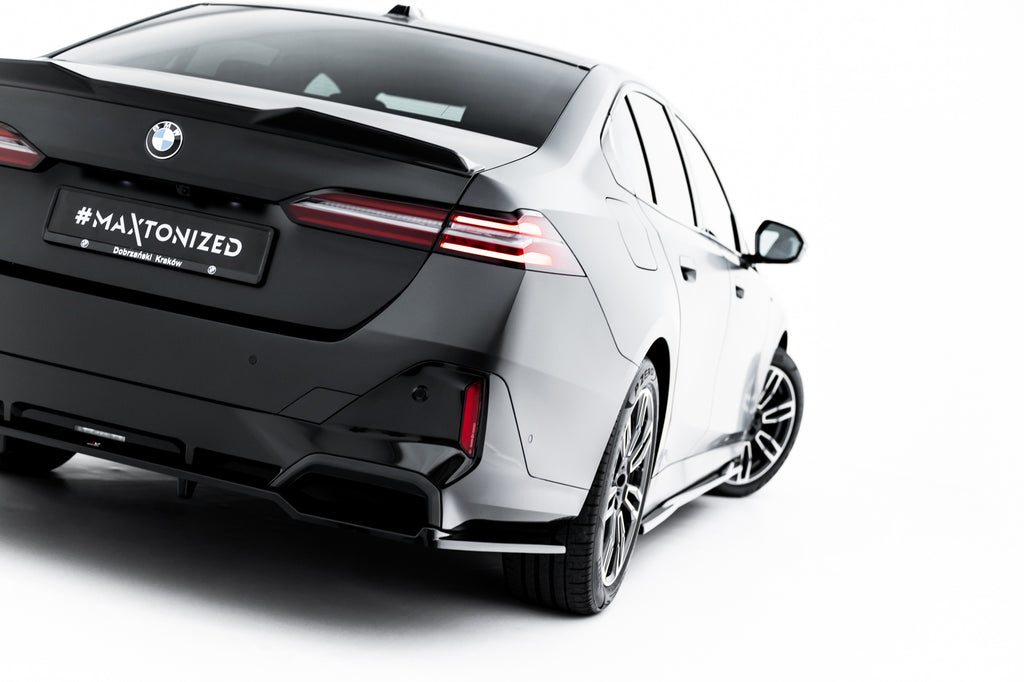 Splitter Posteriore Centrale V.2 con Barre Verticali compatibile con BMW Serie 5 / i5 M-Pack G60 / G61 (2023-)