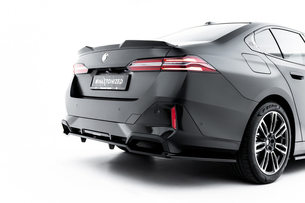 Splitter Posteriore Centrale V.2 con Barre Verticali compatibile con BMW Serie 5 / i5 M-Pack G60 / G61 (2023-)