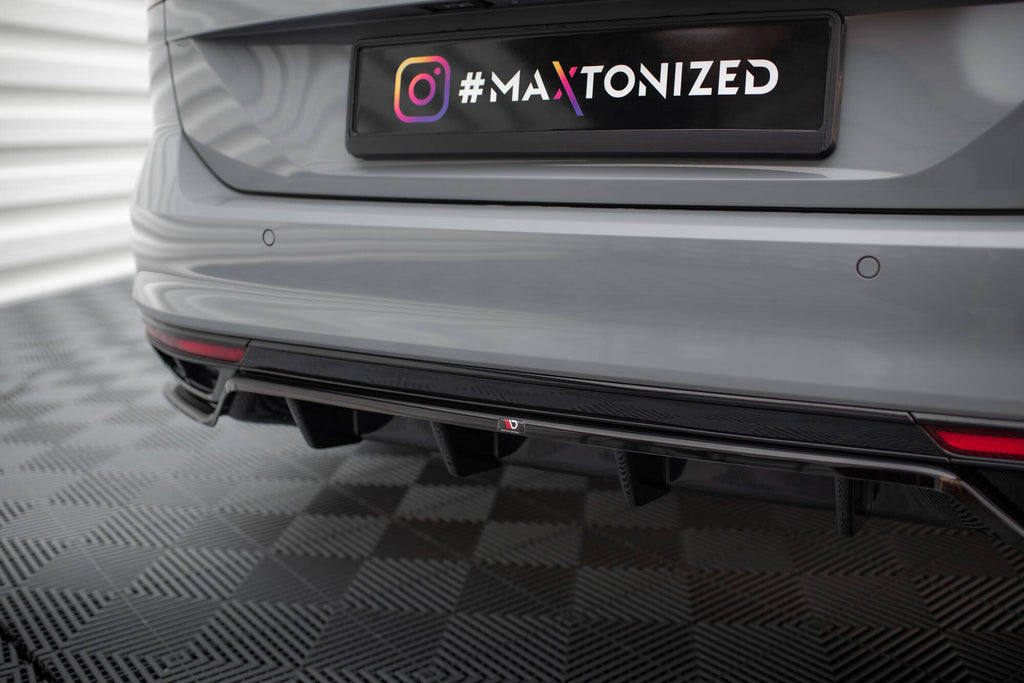 Splitter Posteriore Centrale con Barre Verticali Volkswagen Passat R-Line B8 Facelift