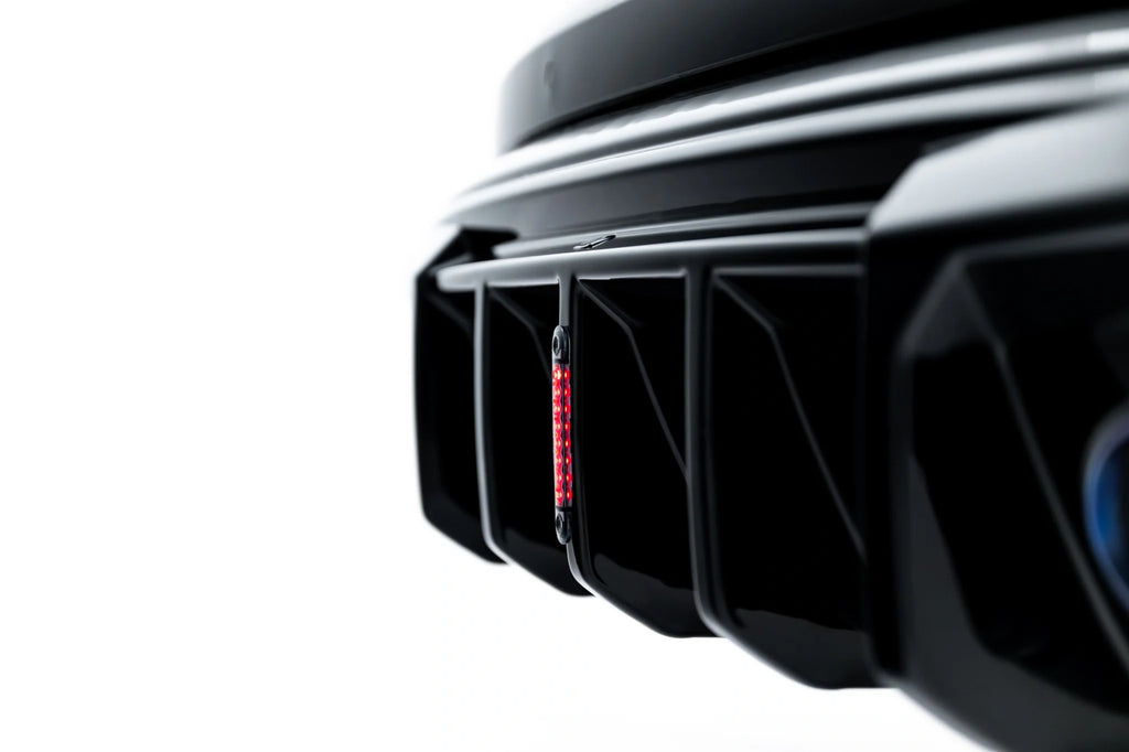 Diffusore Posteriore Audi RS3 Berlina 8Y Facelift (Versione con luce LED)