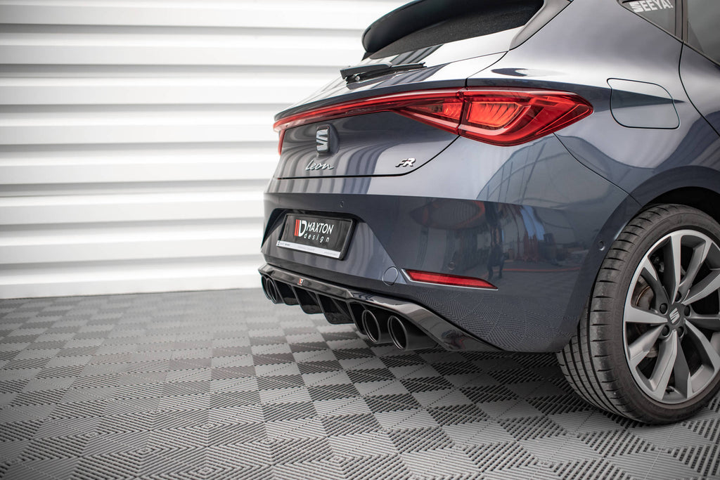 Diffusore posteriore con imitazione terminali di scarico Maxton Seat Leon FR Hatchback Mk4