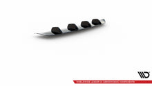 Carica l'immagine nel visualizzatore di Gallery, Diffusore Posteriore Ford Mustang Mk5 Facelift