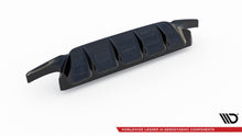 Carica l'immagine nel visualizzatore di Gallery, Diffusore Posteriore V.2 Ford Focus Hatchback ST Mk4 Maxton Design