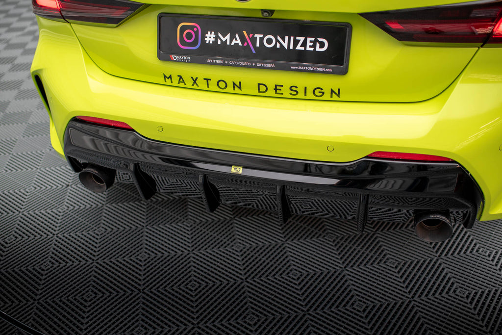 Diffusore Posteriore V.3 per Scarico Singolo per Lato BMW Serie 1 M-Pack / M135i / 128ti F40